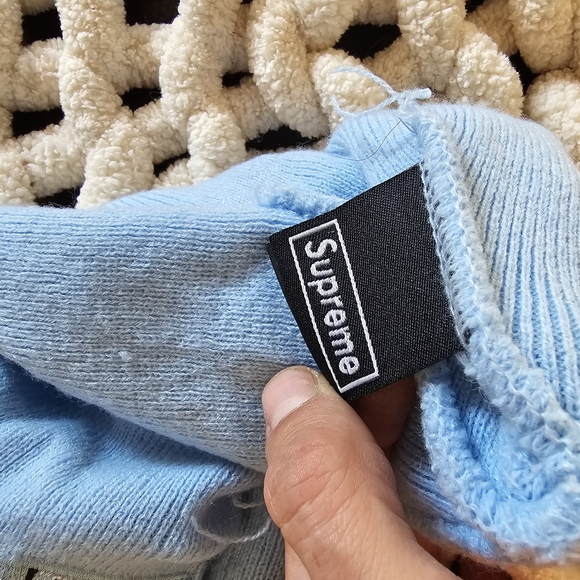 Supreme beenie - Picture 4 of 4